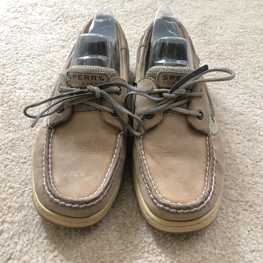 Tan Sperrys